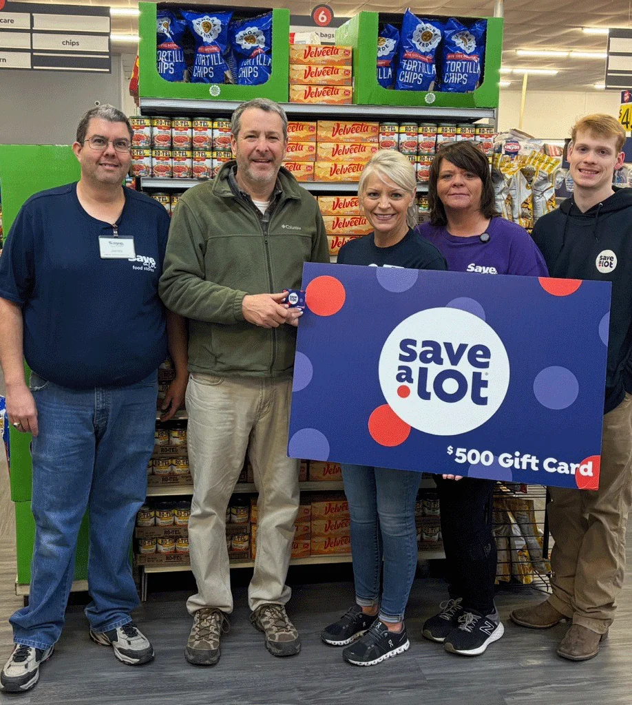 Save A Lot gives back to the Dyersburg community