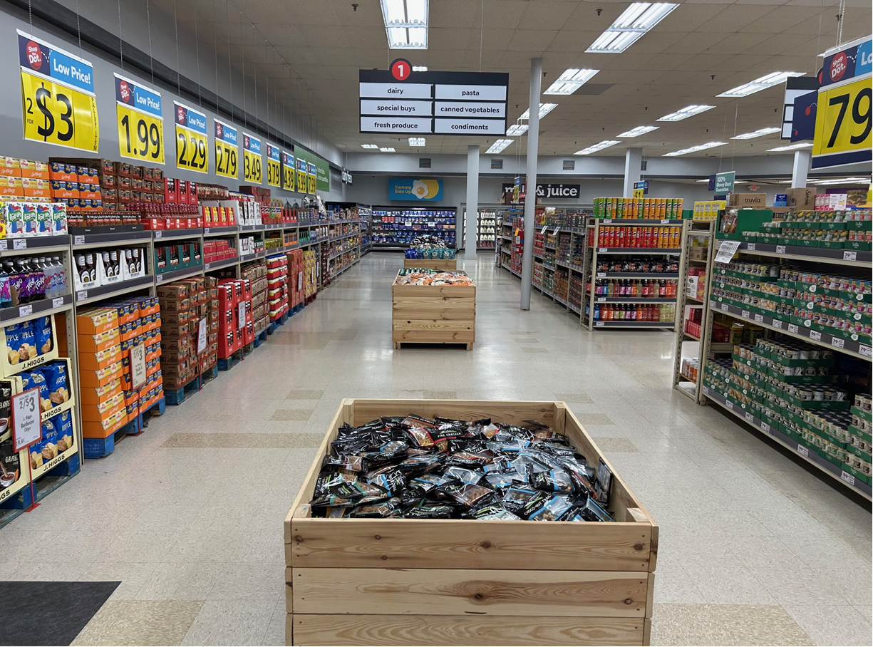 Hubbard, OH store under new management with fresh produce and affordable groceries