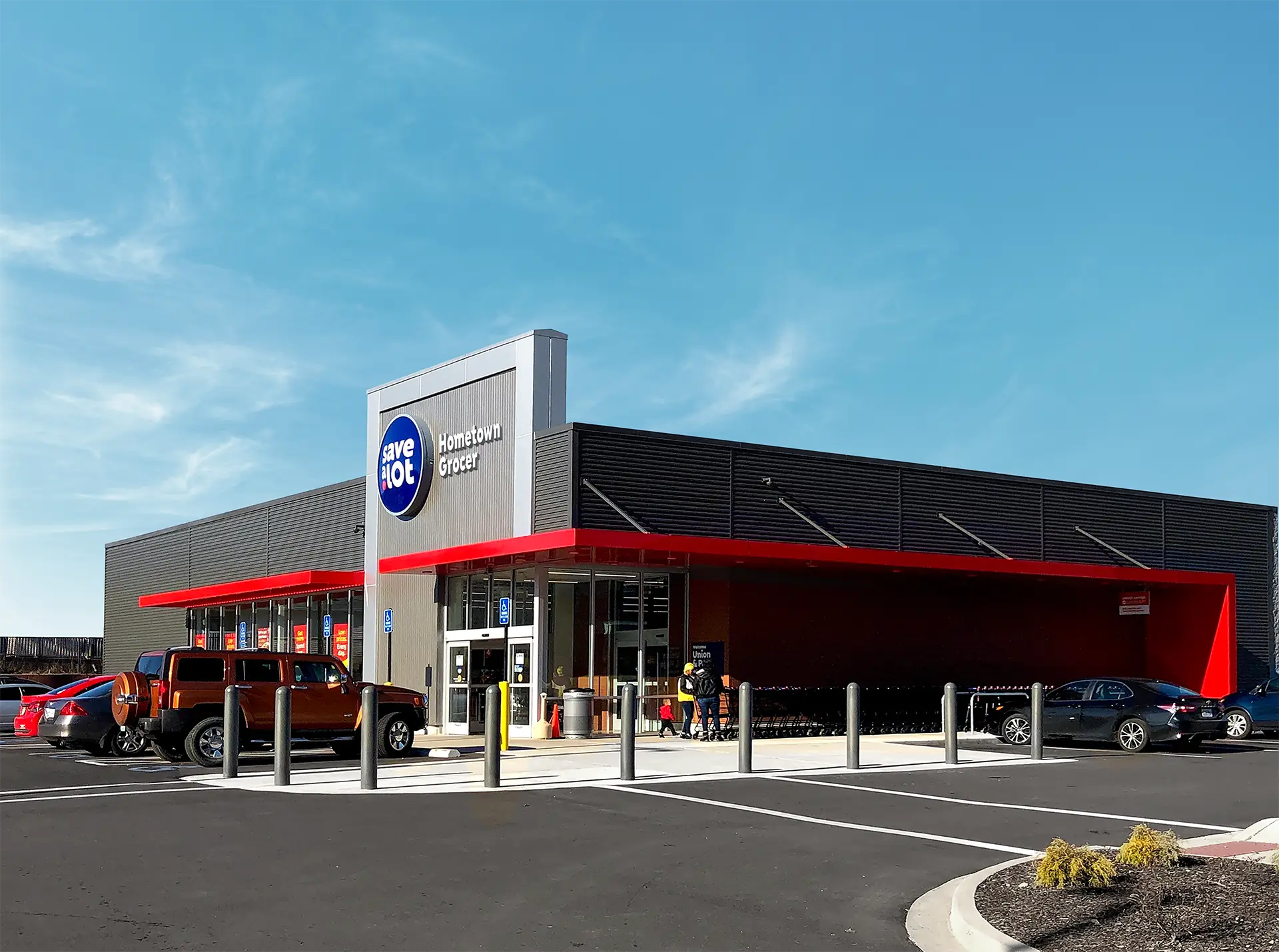 exterior of save a lot store