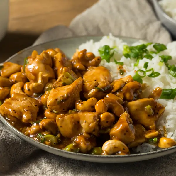 Cashew chicken and rice made with Nutsome cashews