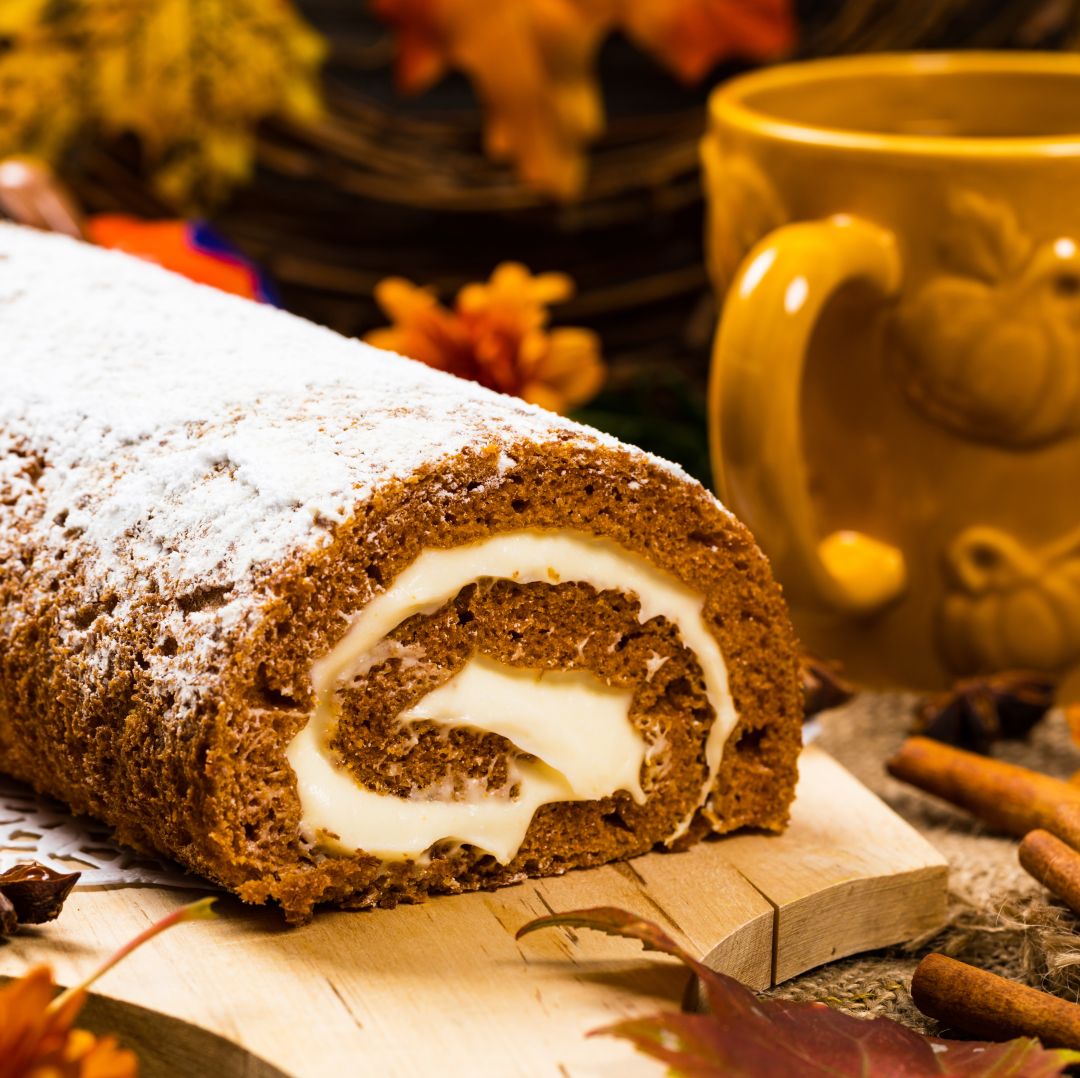 Pumpkin Roll with Cream Cheese Filling